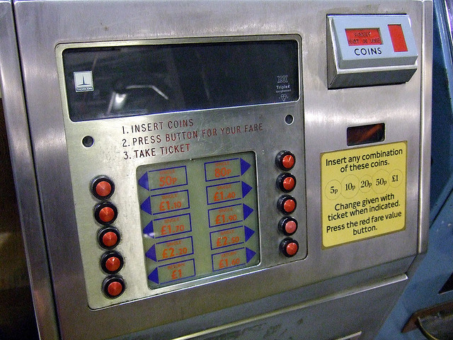 automat bilete, transport public, bilet de calatorie