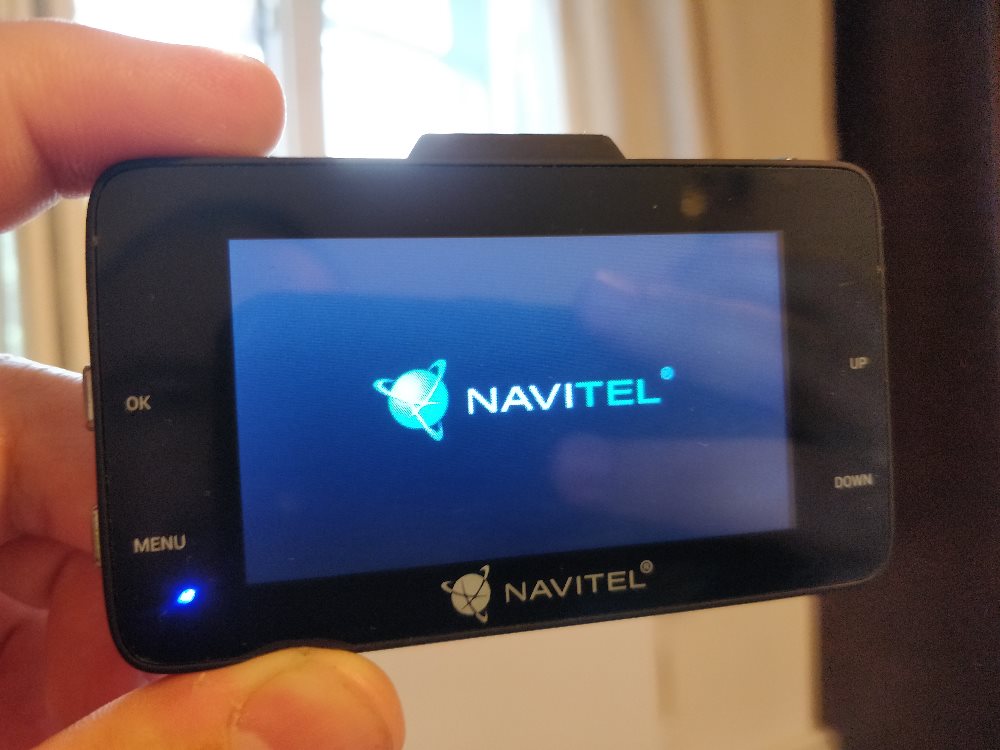 Navitel CR900, ecran, display